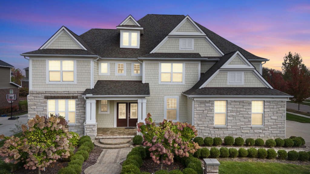 Top 10 mistakes realtors make with listing photos, and how to avoid them